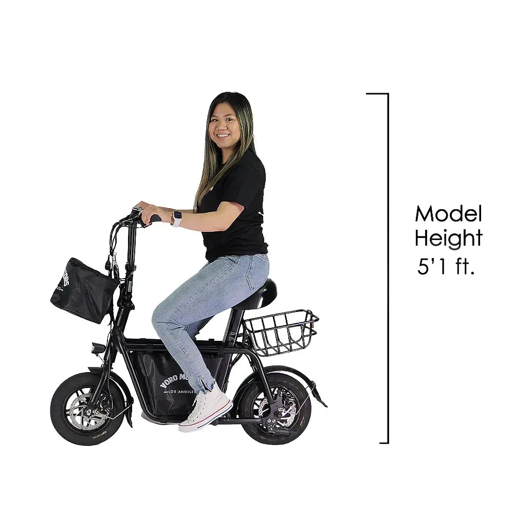 Five Foot One Inch Model on Fiido Q1