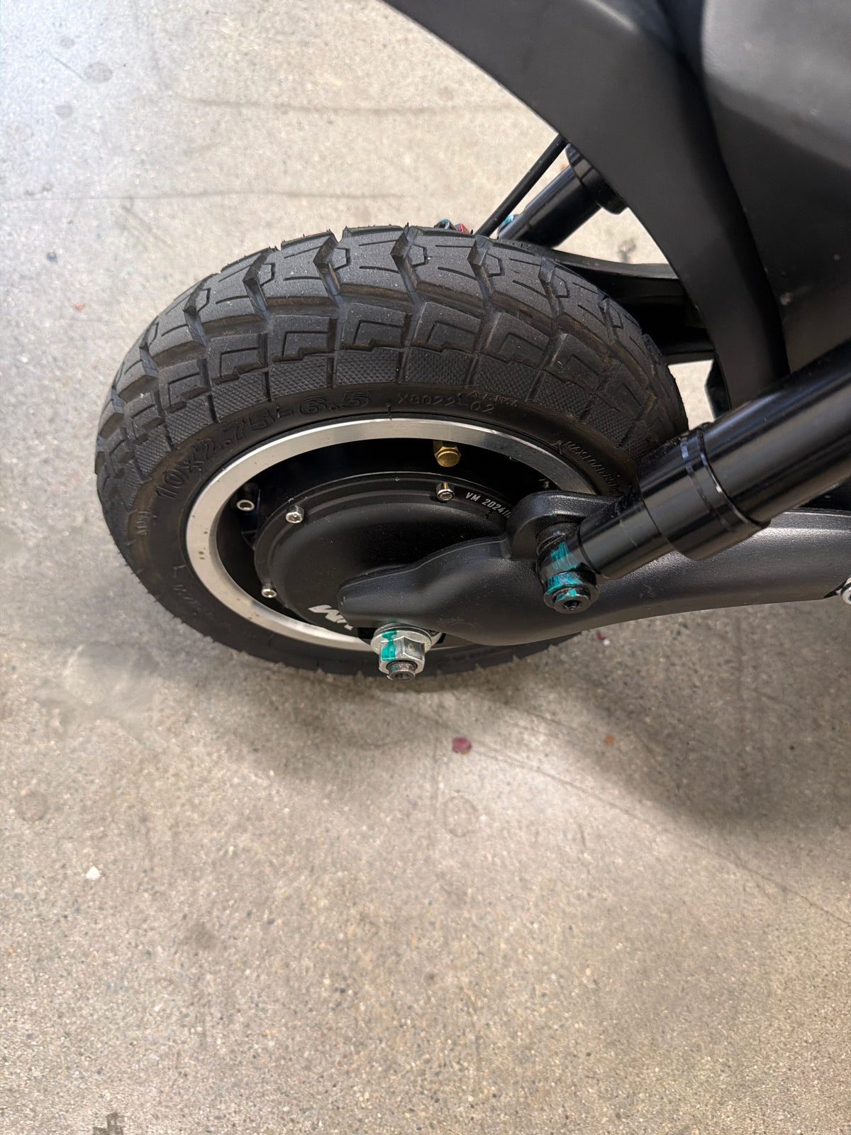Open Box โ Refurbished EMOVE Cruiser 52V 1600W Dual Suspension Foldable Electric Scooter - Black (Unit OB-0013) โ image.jpg