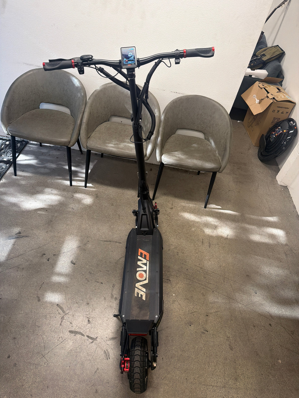Open Box — Refurbished EMOVE Cruiser V2 52V Quad Suspension 62 miles - Long Distance Electric Scooter - Satin Black / 52V Single Motor (Unit OB-0031) — image.jpg
