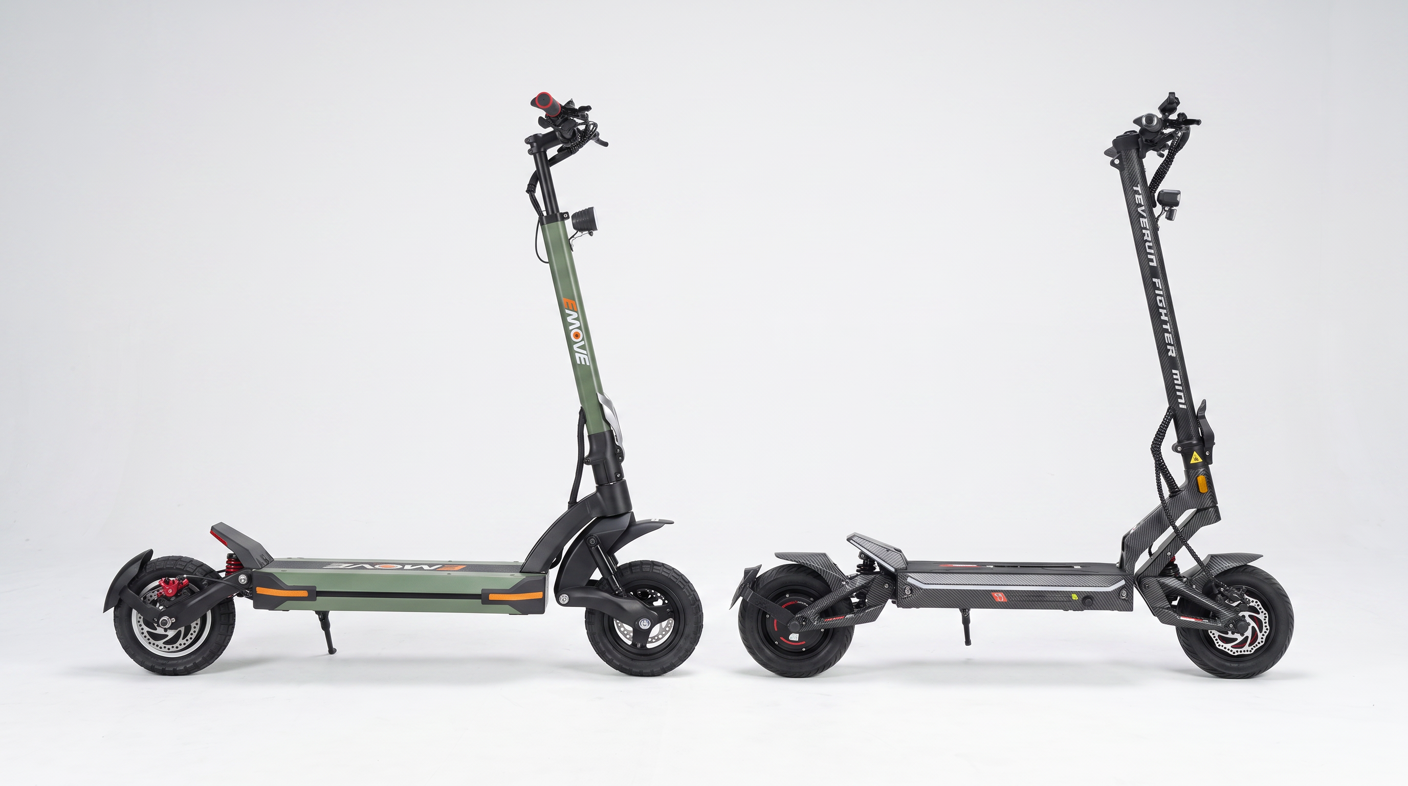 EMOVE Cruiser V2 and Teverun Fighter Mini Pro electric scooters side by side