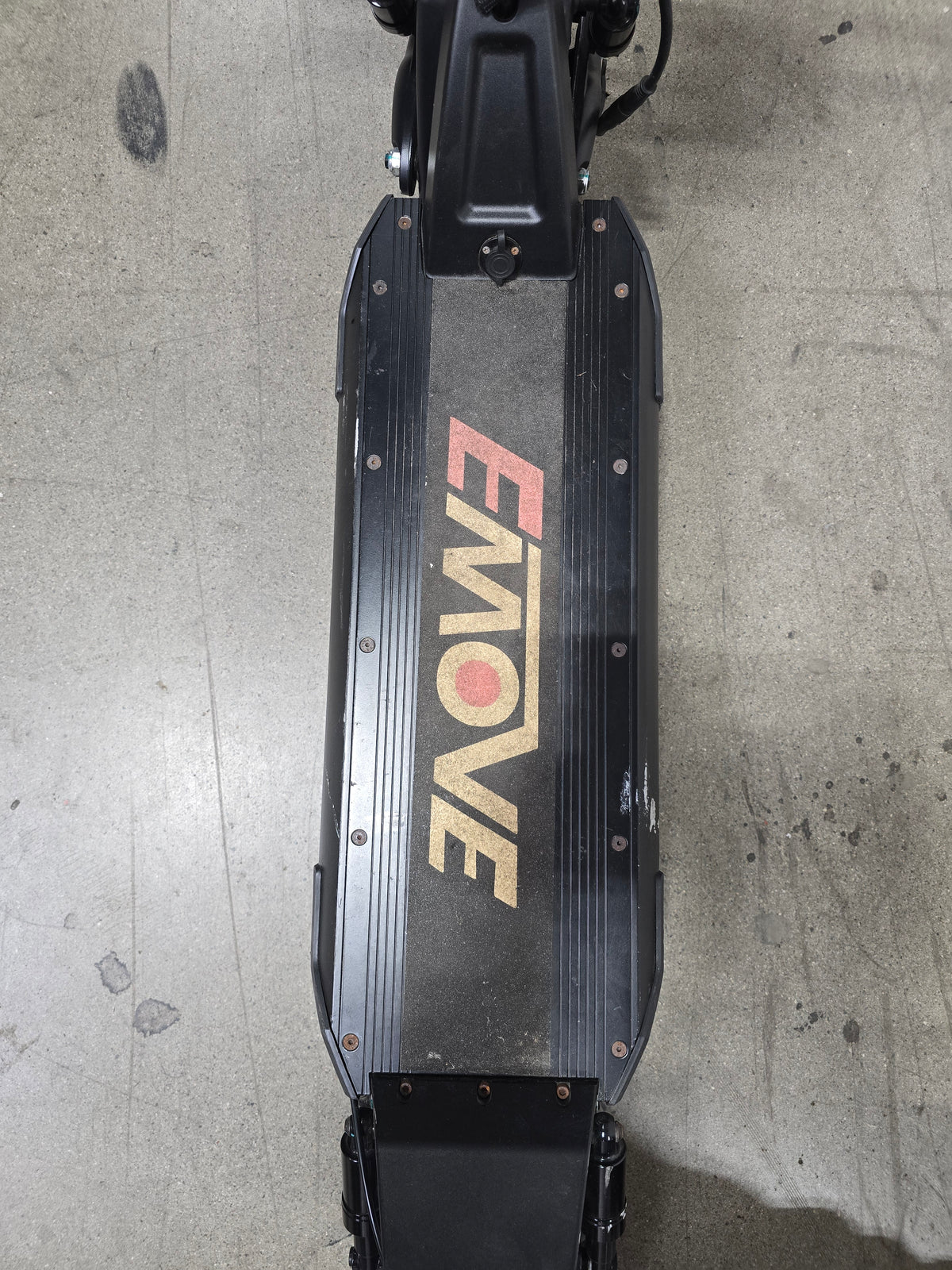 Open Box — EMOVE Cruiser V2 – 52V and 60V Quad Suspension 62-Mile Long-Range Electric Scooter - Satin Black / 60V Dual Motor (Unit OB-0037) — 1000033575.jpg