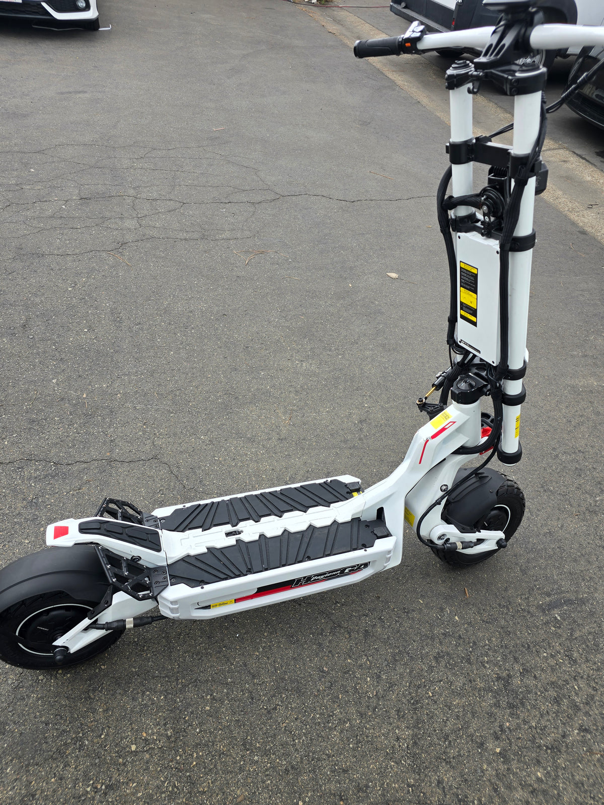 Open Box — Hooga Daytona - 72V All Terrain Hyper Scooter - Panda (Unit OB-0032) — 20261021_112313.jpg