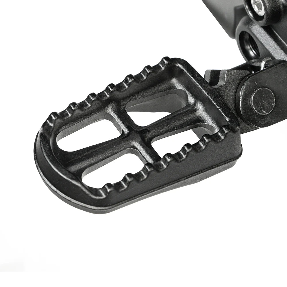Foot peg and mounting bracket for E Ride Pro SS