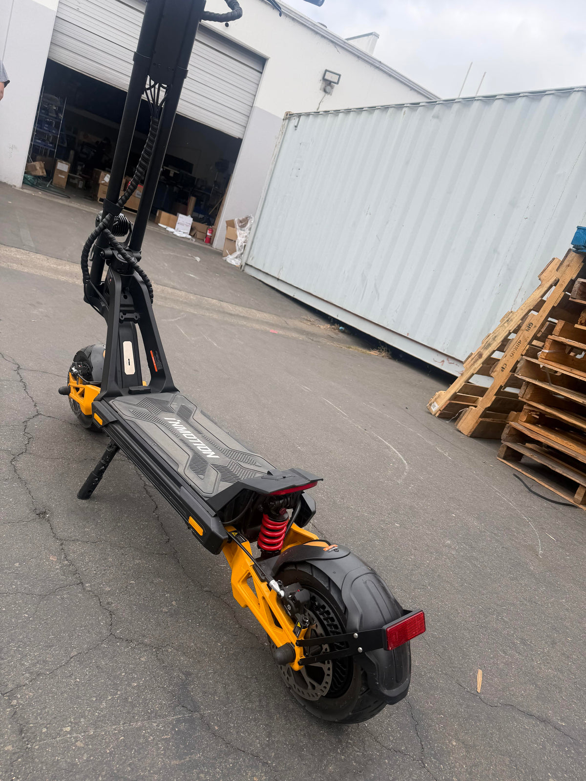 Open Box — InMotion RS Jet Electric Scooter: 72V 25Ah Dual 2300W Motors - Inmotion Yellow (Unit OB-0008) — RS-JET 2.jpeg