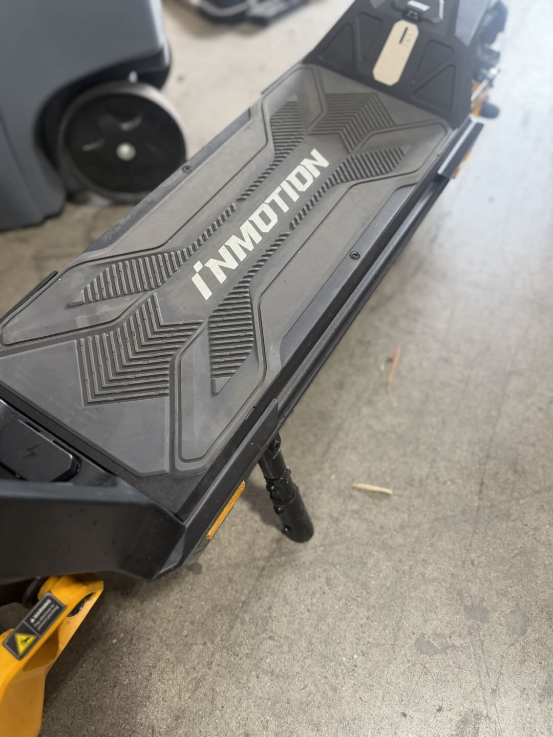 Open Box — InMotion RS Jet Electric Scooter: 72V 25Ah Dual 2300W Motors - Inmotion Yellow (Unit OB-0008) — RS-Jet 5.jpeg