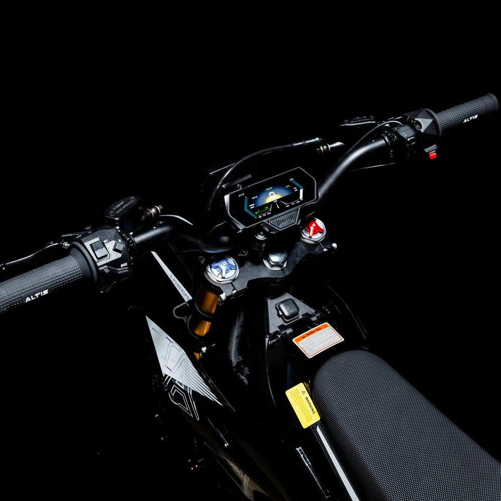 Rider's-eye view of the Altis Sigma cockpit, with handlebars, Altis grips, color display and seat