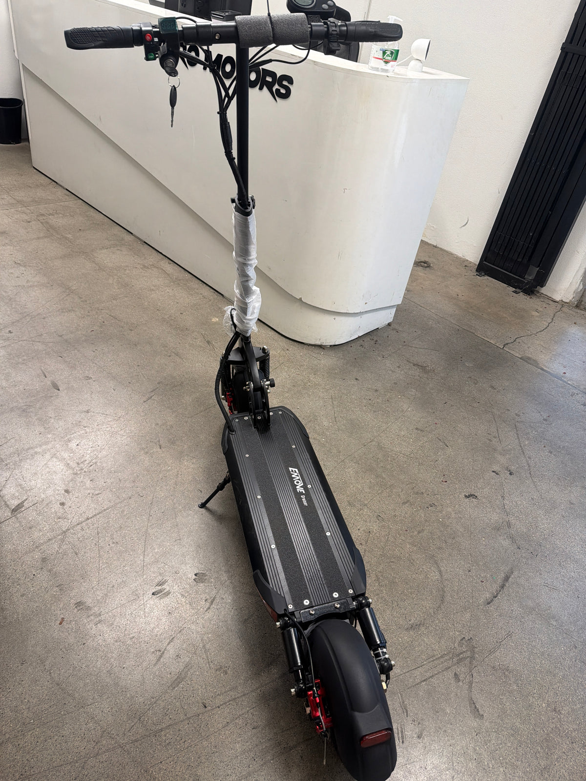 Open Box — EMOVE Cruiser S 52V Dual Suspension - Long Range Electric Scooter - Black (Unit OB-0020) — image.jpg